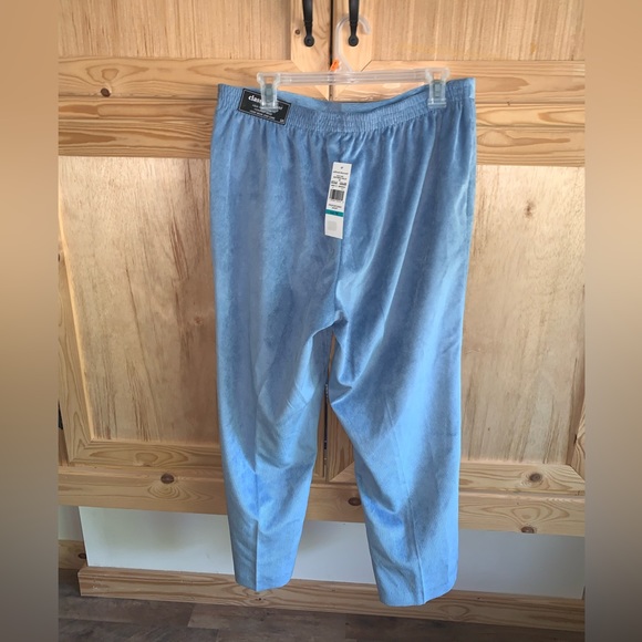 Alfred Dunner “Victoria Falls” blue corduroy classic fit pants size 16 - Picture 2 of 3